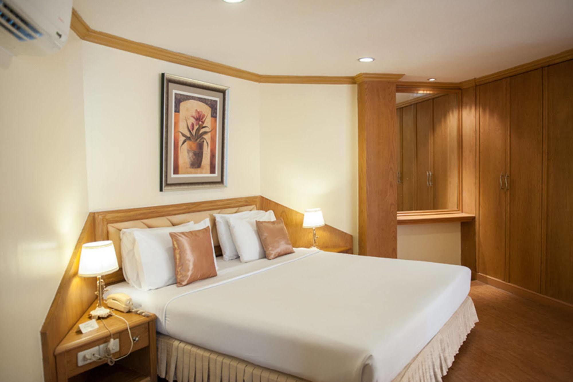 Lido Beach Hotel Pattaja Kültér fotó